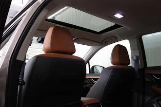 https://vehicle.imgix.net/4441181/ecc77095-1355-4b05-9816-ccd399f023f8.JPG