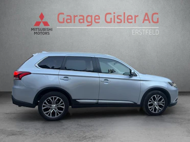 MITSUBISHI OUTLANDER 7