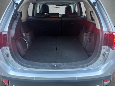 MITSUBISHI OUTLANDER 12