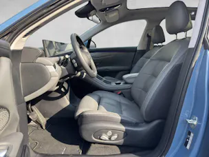 MG IM6 100 kWh Performance 21 4WD