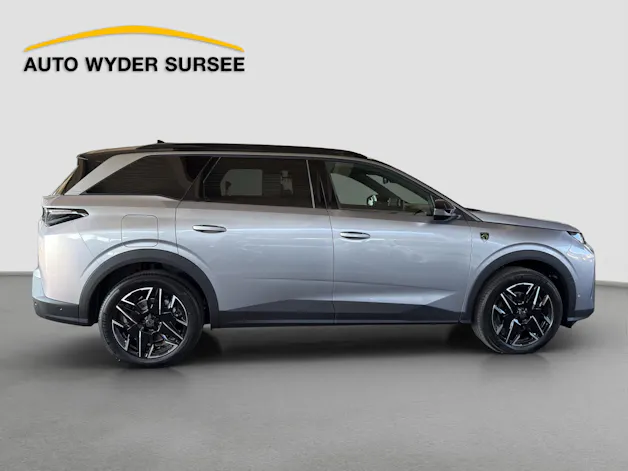 PEUGEOT 5008 1.2 Hybrid GT