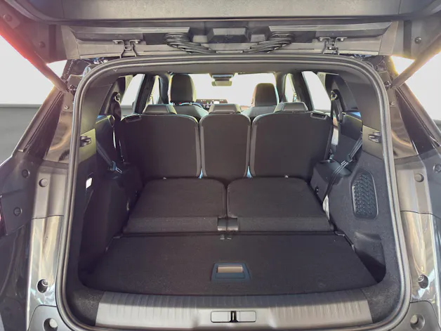 PEUGEOT 5008 1.2 Hybrid GT