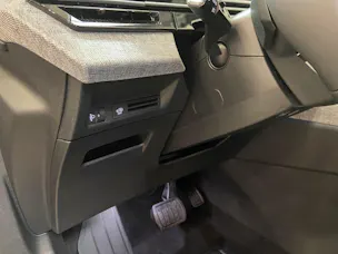 PEUGEOT 3008 1.2 Hybrid Allure