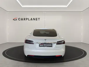 Tesla Model S Long Range 572PS