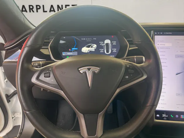 Tesla Model S Long Range 572PS