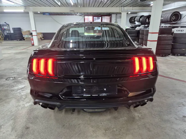 FORD Mustang Coupé 5.0 V8 GT USA