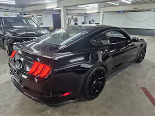 FORD Mustang Coupé 5.0 V8 GT USA