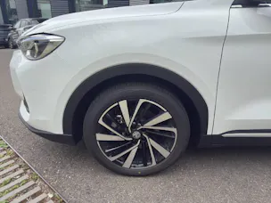 MG ZS 1.5 Hybrid+ Luxury