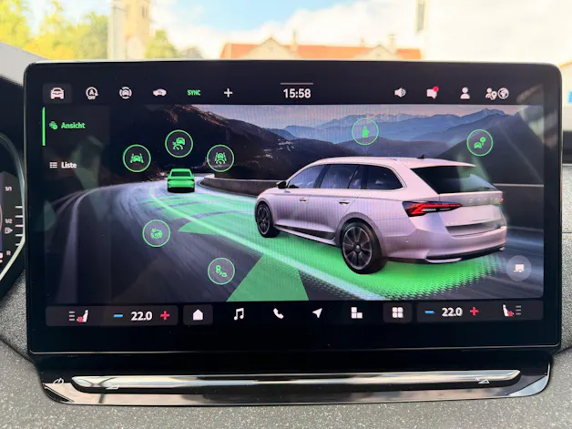 SKODA Octavia Combi 1.5 TSI mHEV 150PS Selection *** ANHÄNGERKUPPLUNG SCHWENKBAR ***