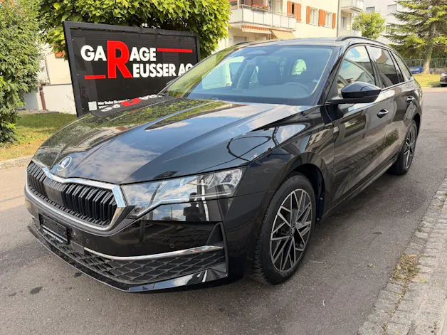 SKODA Octavia Combi 1.5 TSI mHEV 150PS Selection *** ANHÄNGERKUPPLUNG SCHWENKBAR ***