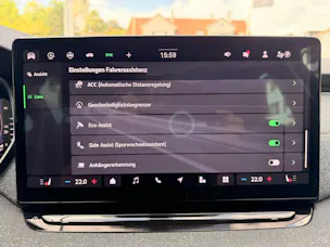 SKODA Octavia Combi 1.5 TSI mHEV 150PS Selection *** ANHÄNGERKUPPLUNG SCHWENKBAR ***