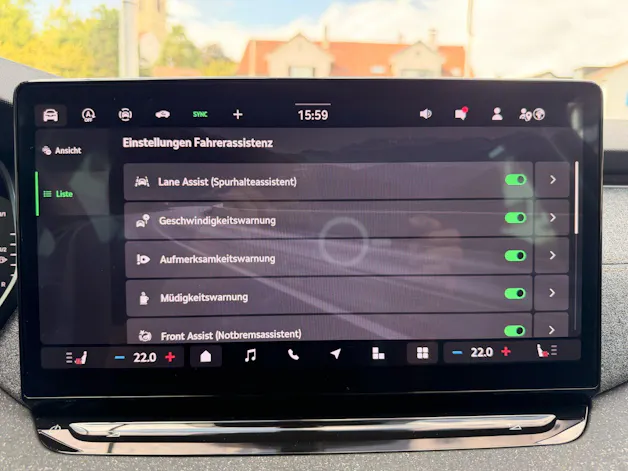 SKODA Octavia Combi 1.5 TSI mHEV 150PS Selection *** ANHÄNGERKUPPLUNG SCHWENKBAR ***