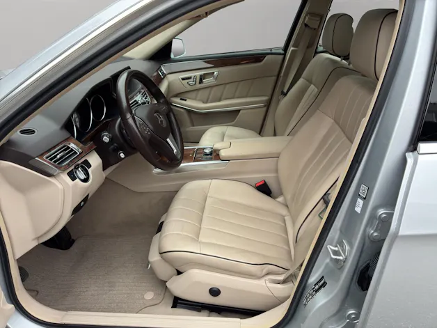 MERCEDES-BENZ E 400 Avantgarde 4Matic 7G-Tronic