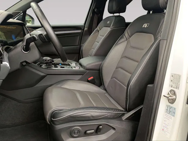 VW Touareg R-Line 3.0TDI 286PS Allrad / Top Ausstattung