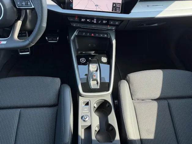 AUDI A3 Sportback 35 TFSI advanced Attraction S-tronic