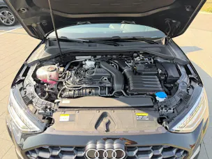 AUDI A3 Sportback 35 TFSI advanced Attraction S-tronic