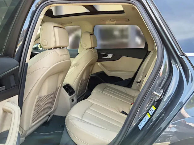 AUDI A4 allroad 3.0 TDI quattro S-tronic Manhattangrau Metallic
