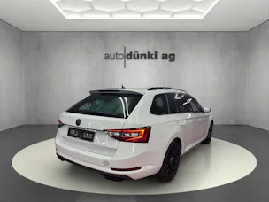 SKODA Superb Combi 2.0 TSI SportLine+ DSG 4x4