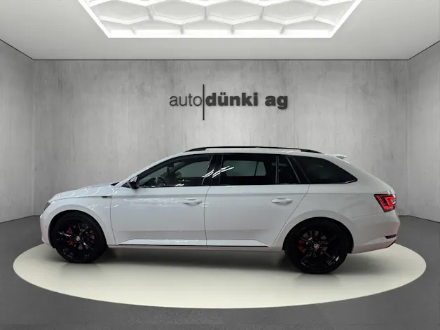 SKODA Superb Combi 2.0 TSI SportLine+ DSG 4x4