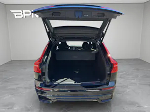 VOLVO XC60 2.0 B5 MH Plus Dark AWD