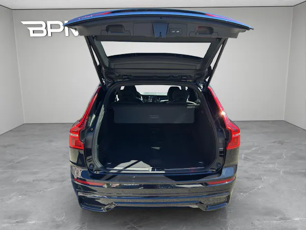 VOLVO XC60 2.0 B5 MH Plus Dark AWD