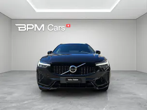 VOLVO XC60 2.0 B5 MH Plus Dark AWD