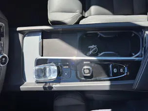 VOLVO XC60 2.0 B5 MH Plus Dark AWD