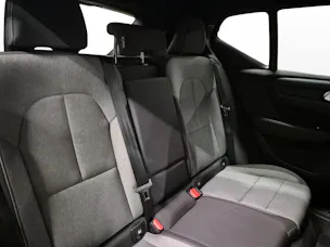 VOLVO XC40 2.0 B3 MH Plus Dark