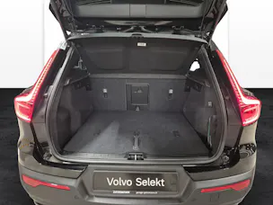 VOLVO XC40 2.0 B3 MH Plus Dark