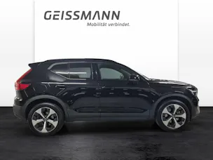 VOLVO XC40 2.0 B3 MH Plus Dark