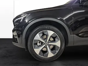 VOLVO XC40 2.0 B3 MH Plus Dark