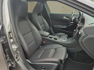 MERCEDES-BENZ GLA 45 AMG 4Matic 7G-DCT