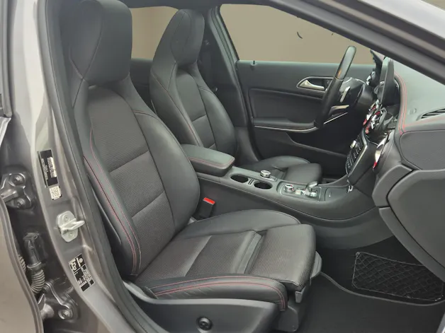 MERCEDES-BENZ GLA 45 AMG 4Matic 7G-DCT