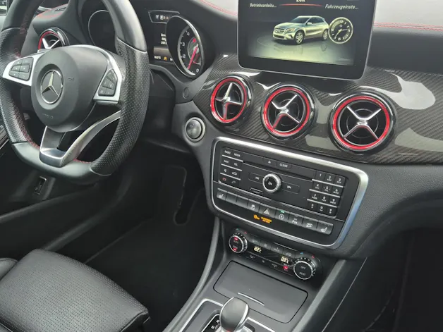 MERCEDES-BENZ GLA 45 AMG 4Matic 7G-DCT