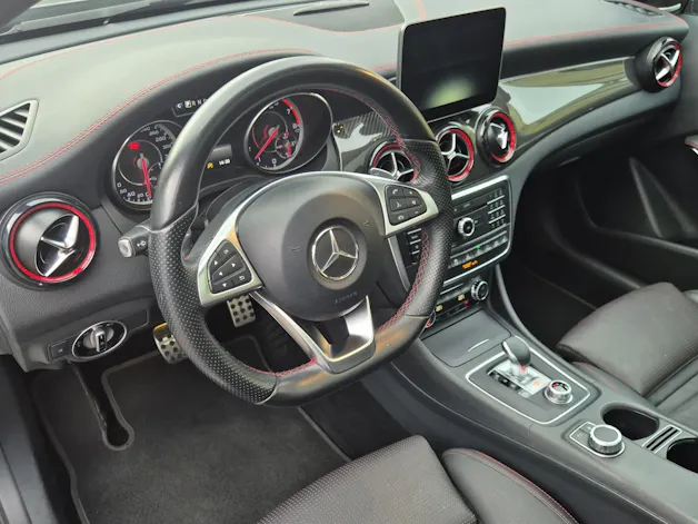 MERCEDES-BENZ GLA 45 AMG 4Matic 7G-DCT