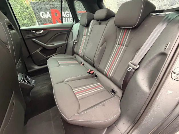 SKODA Kamiq Monte Carlo 150PS *** PANORAMADACH & 5 JAHRE SKODA WERKSGARANTIE ***