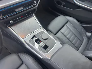 BMW 320d xDrive 48V Touring Steptronic M Sport Pro