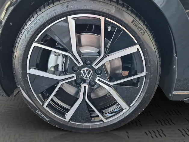 VW Passat Variant 2.0 TDI evo R-Line 4 Motion DSG