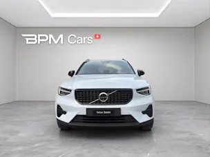 VOLVO XC40 2.0 B3 MH Plus Dark