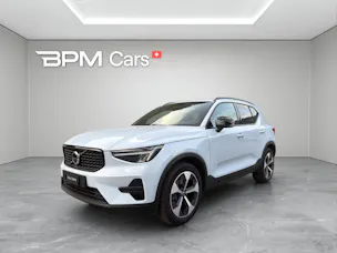 VOLVO XC40 2.0 B3 MH Plus Dark