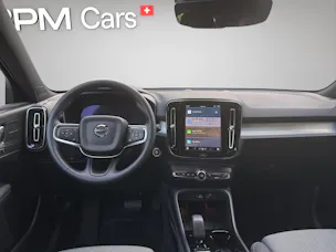 VOLVO XC40 2.0 B3 MH Plus Dark