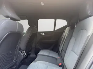 VOLVO XC40 2.0 B3 MH Plus Dark