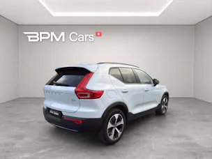 VOLVO XC40 2.0 B3 MH Plus Dark