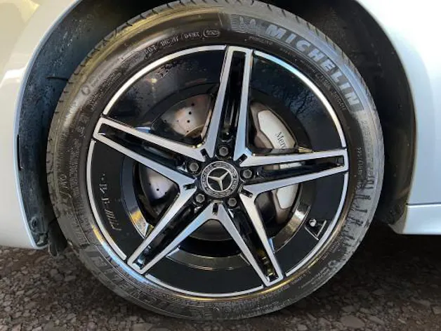 MERCEDES-BENZ C 300de T 4M AMG Line