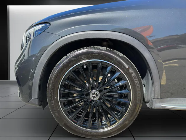 MERCEDES-BENZ GLC 220 d 4M 9G-Tronic