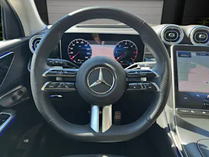 MERCEDES-BENZ GLC 220 d 4M 9G-Tronic