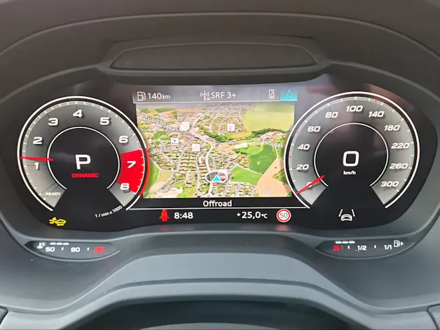 AUDI SQ2 TFSI quattro S-tronic Pfeilgrau Perleffekt