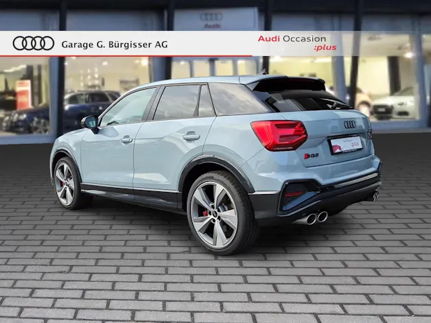 AUDI SQ2 TFSI quattro S-tronic Pfeilgrau Perleffekt