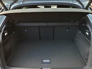 AUDI SQ2 TFSI quattro S-tronic Pfeilgrau Perleffekt