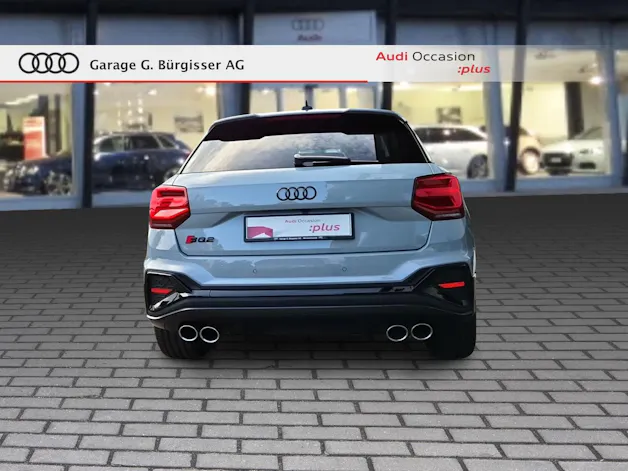 AUDI SQ2 TFSI quattro S-tronic Pfeilgrau Perleffekt